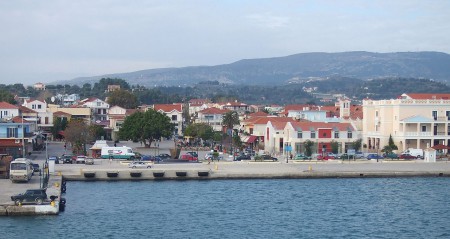 Άποψη του λιμένα του Ληξουρίου File:Lixouri Plateia.jpg Ανέβηκε από τον Christos Vittoratos Δημιουργήθηκε: 8 Δεκεμβρίου 2006
